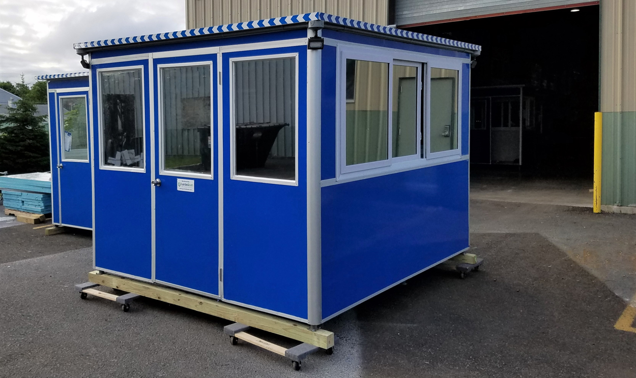 New 8x10 guard booth.