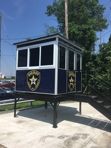 8x10 Elevated Sheriff Booth