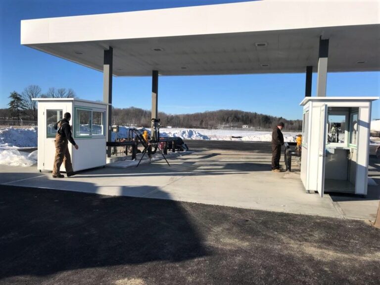4x6 Gas Station Attendant Booth in Whitehall, NY with Custom Exterior Color, Swing Door