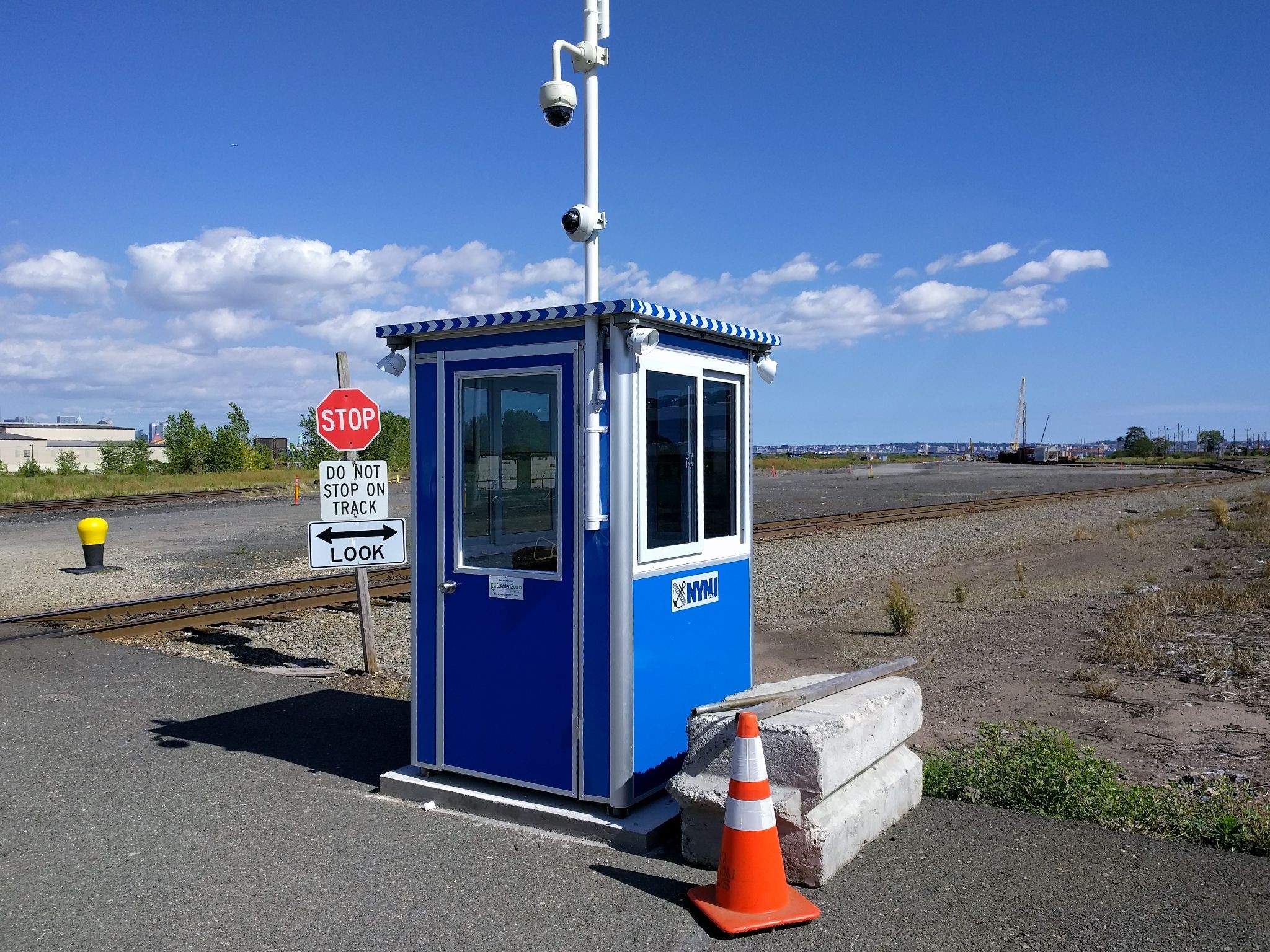 security booth with extra features