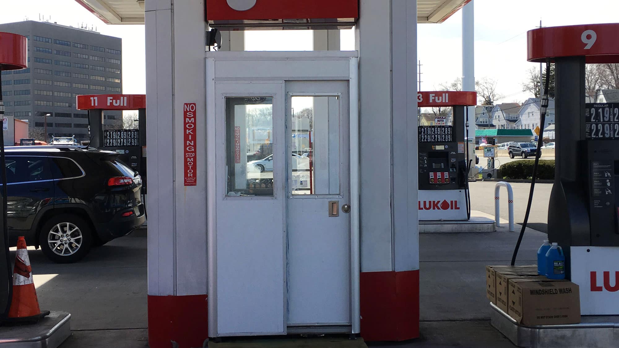 4x4-with-custom-exterior-sliding-door