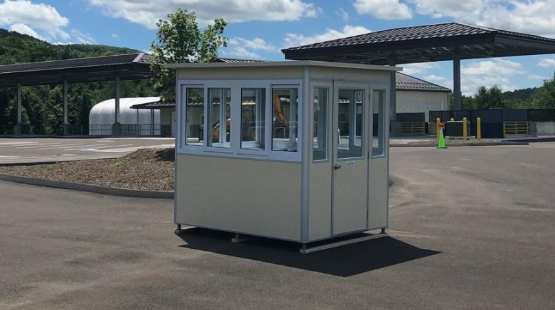 Portable-booth-for-event-media-use