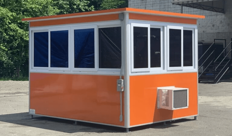 Temperature-controlled-booth-for-medical-equipment-storage