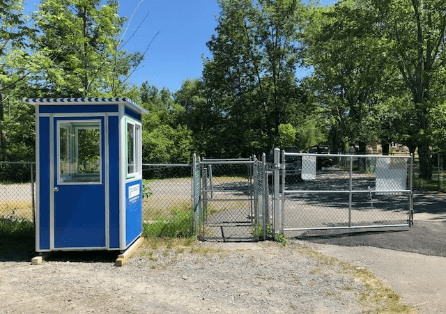 Park security booth in action